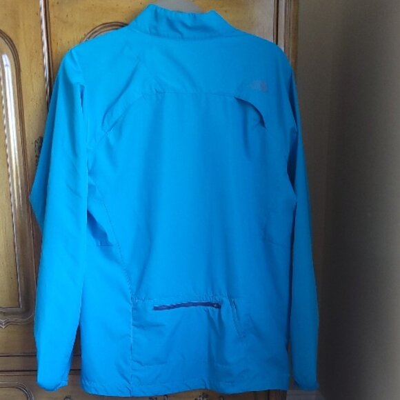 TNF Running/Cycling Jacket - Picture 2 of 9